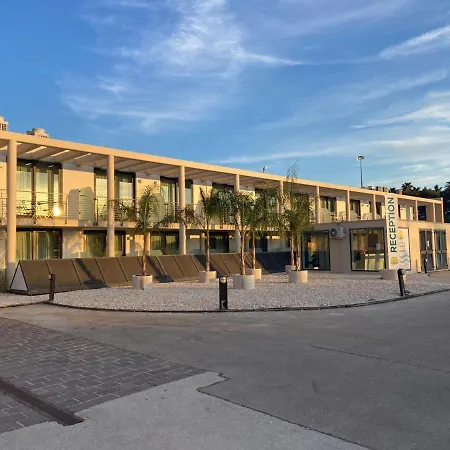 Отель Al Palace *