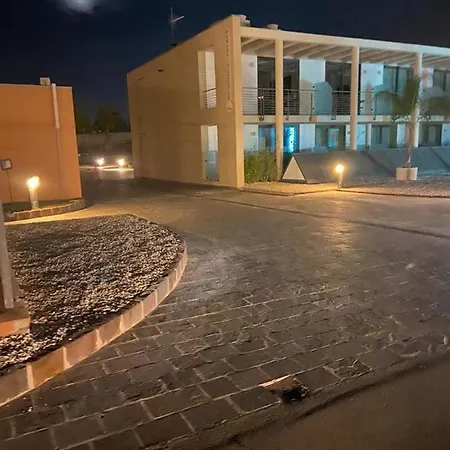 Al Palace Ξενοδοχείο