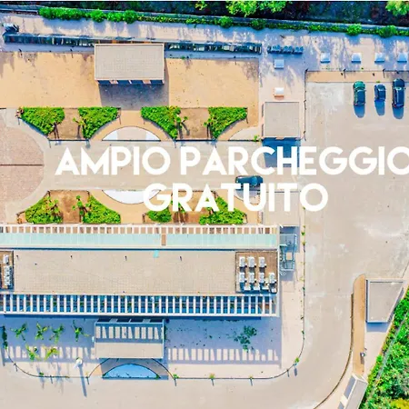 Отель Al Palace Васто