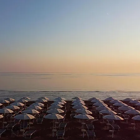 Al Palace * Vasto