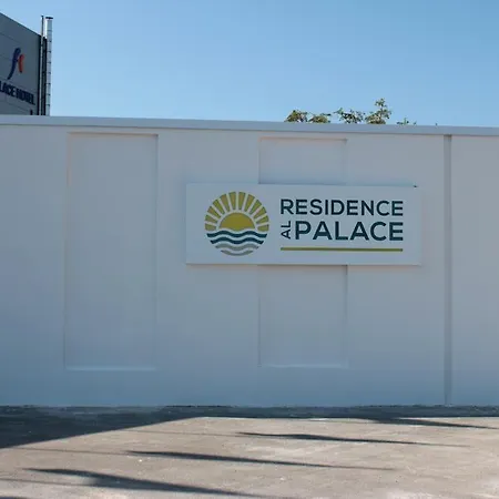 Al Palace Ξενοδοχείο *