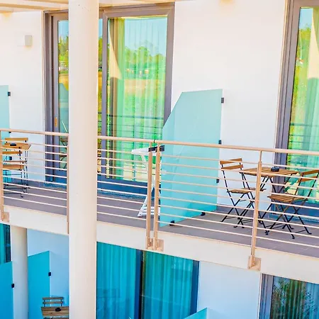 Al Palace Васто